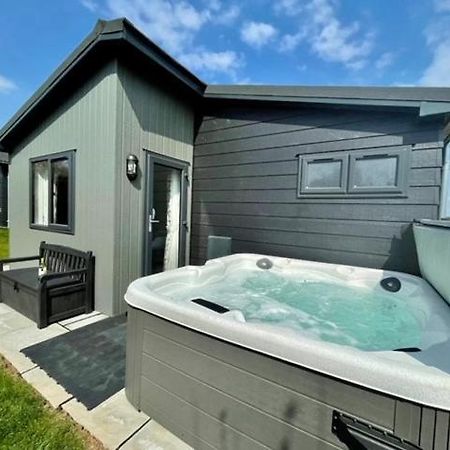 *Luxury Holiday Home With Hot Tub Close To Beach* Penally Kültér fotó
