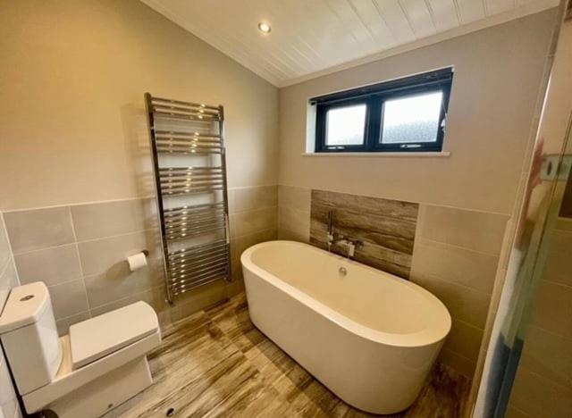*Luxury Holiday Home With Hot Tub Close To Beach* Penally Kültér fotó