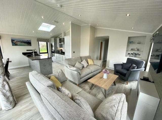 *Luxury Holiday Home With Hot Tub Close To Beach* Penally Kültér fotó